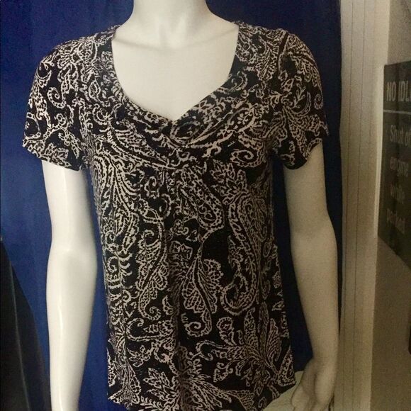 Beautiful shirt by Rafaella size small - Picture 1 of 1